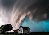 Shelf cloud over farmhouse - near Memphis, Missouri