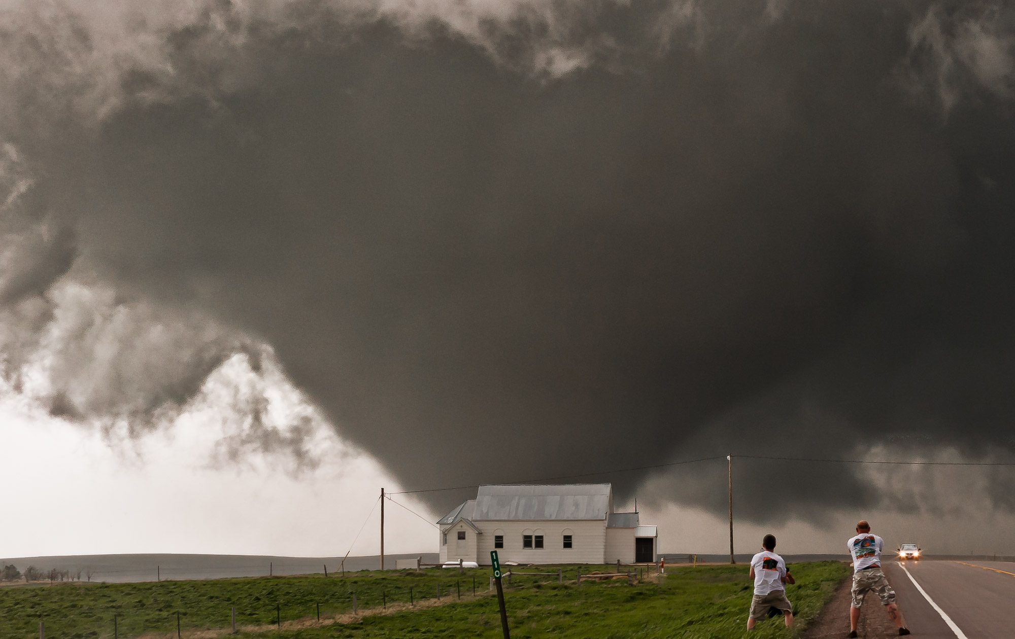 Tornado near Plainview, South Dakota